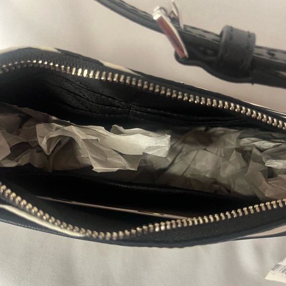 NWT Michael Kors zebra mini bag - Picture 3 of 3